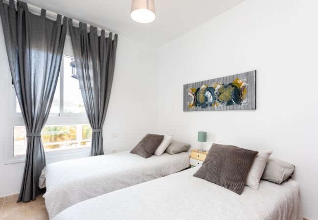 Apartamento en Arona - Home2Book Beautiful Duplex Parque La Reina + Wifi