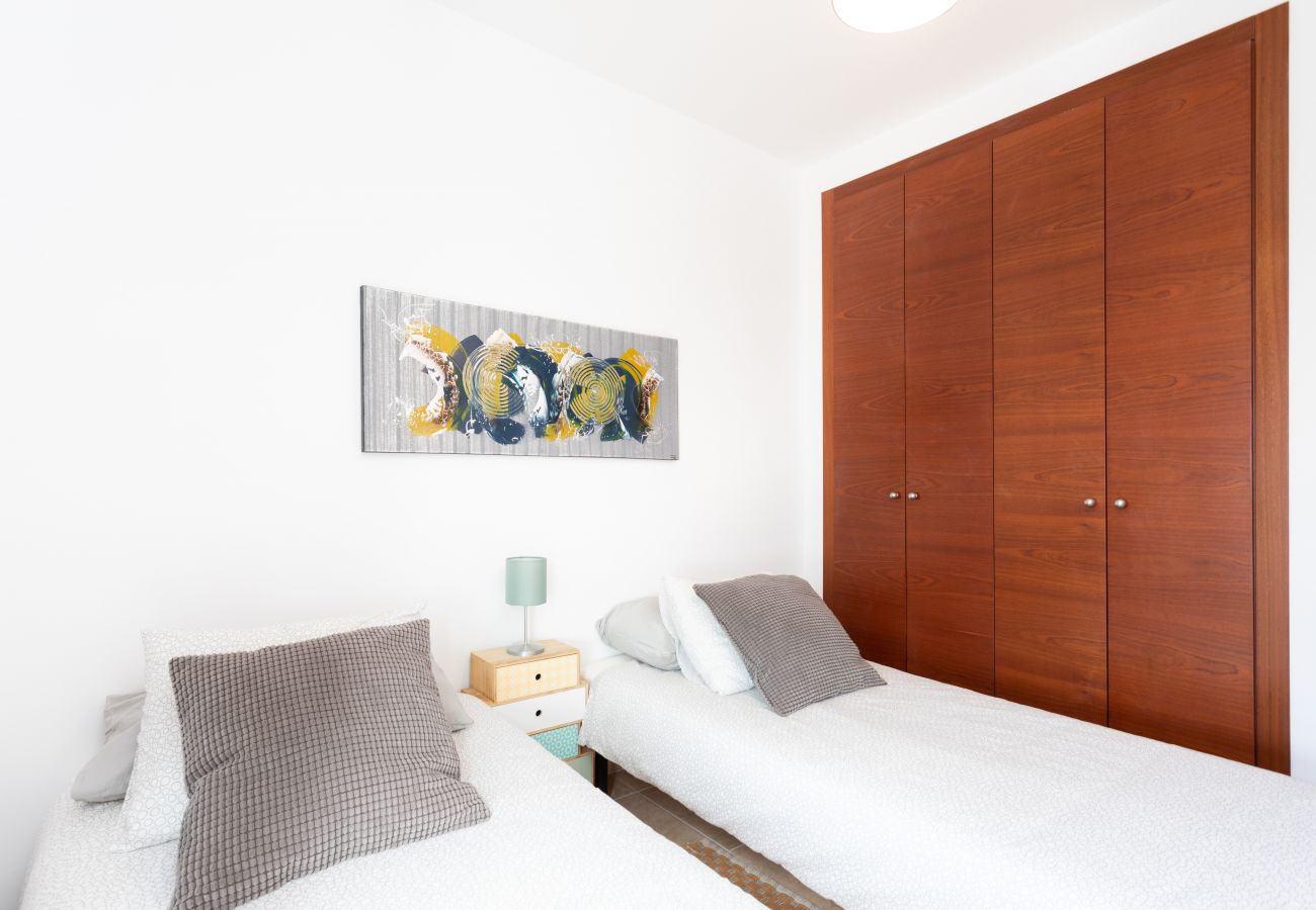 Apartamento en Arona - Home2Book Beautiful Duplex Parque La Reina + Wifi