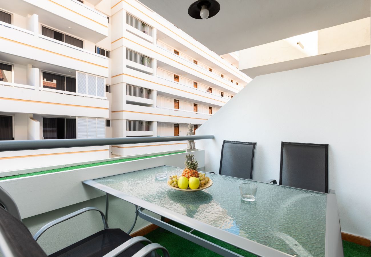 Apartamento en Arona - Home2Book Las Américas Bright Apartment + Pool