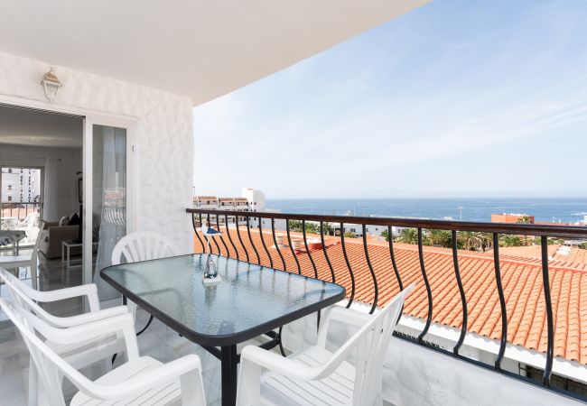 Apartamento en Adeje - Home2Book Stunning Sea Views Adeje, Wifi & Pool