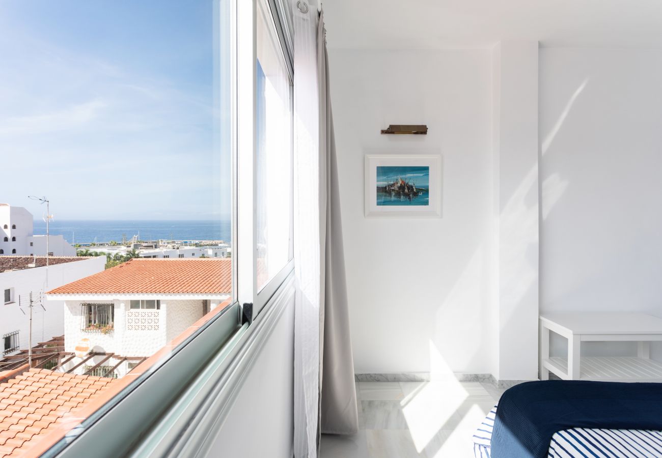 Apartamento en Adeje - Home2Book Stunning Sea Views Adeje, Wifi & Pool