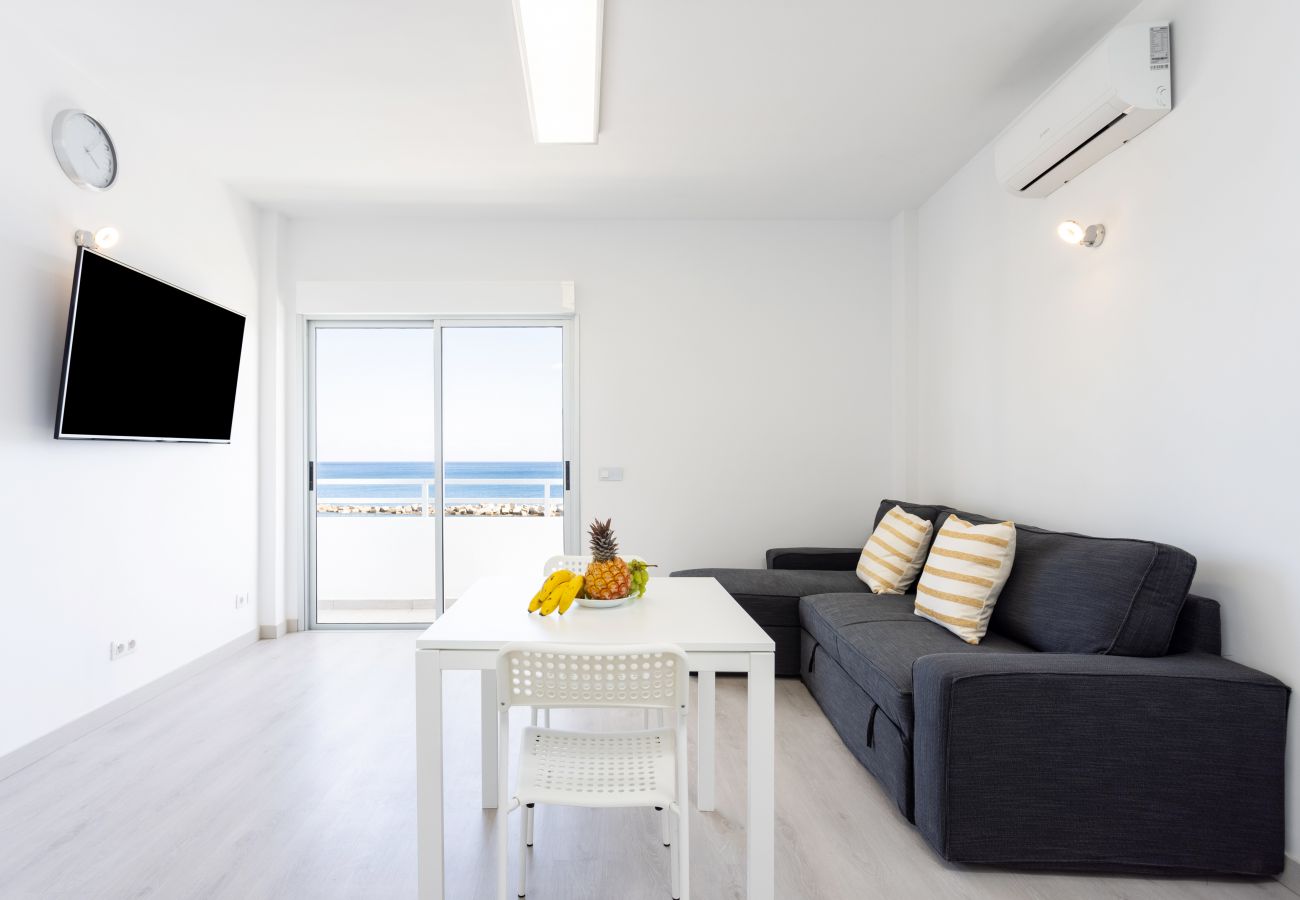 Apartamento en San Andres - Home2Book Sea Front Las Teresitas Beach 3