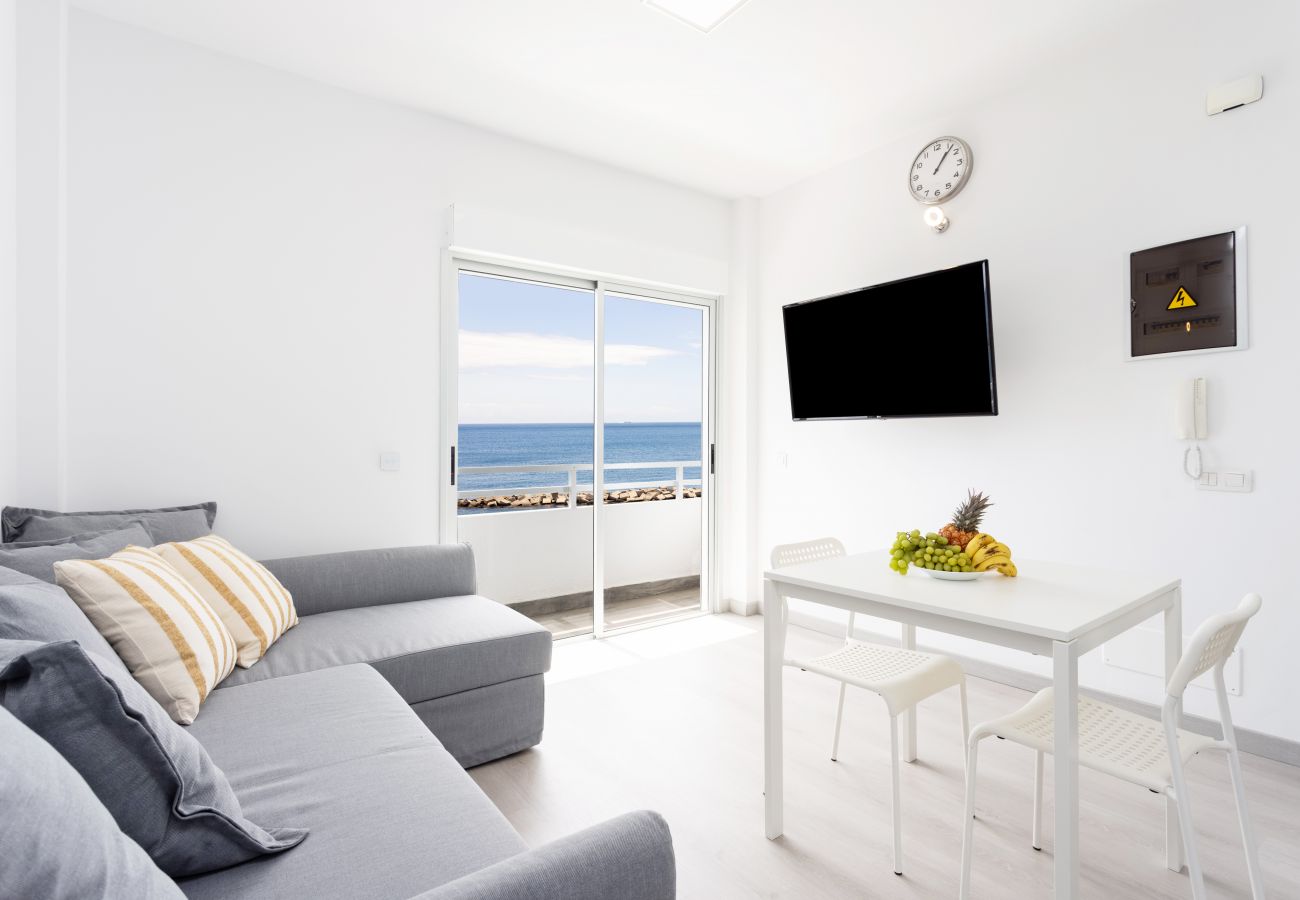 Apartamento en San Andres - Home2Book Sea Front Las Teresitas Beach 4