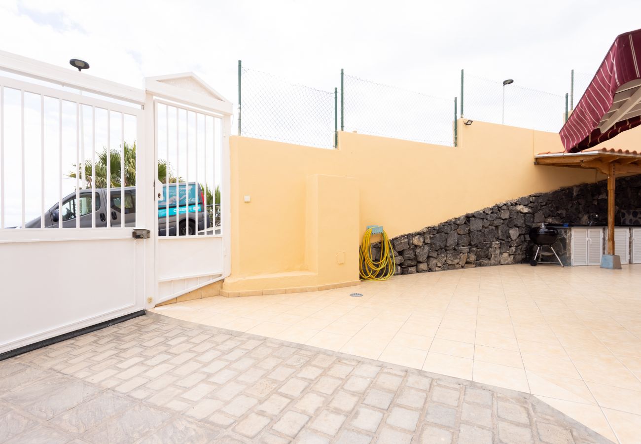 Casa en Adeje - Home2Book Metro Tenerife, Private Pool & BBQ
