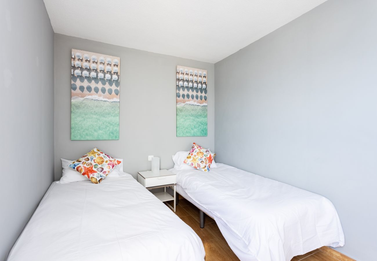 Apartamento en Candelaria - Home2Book Sea Front Caletillas