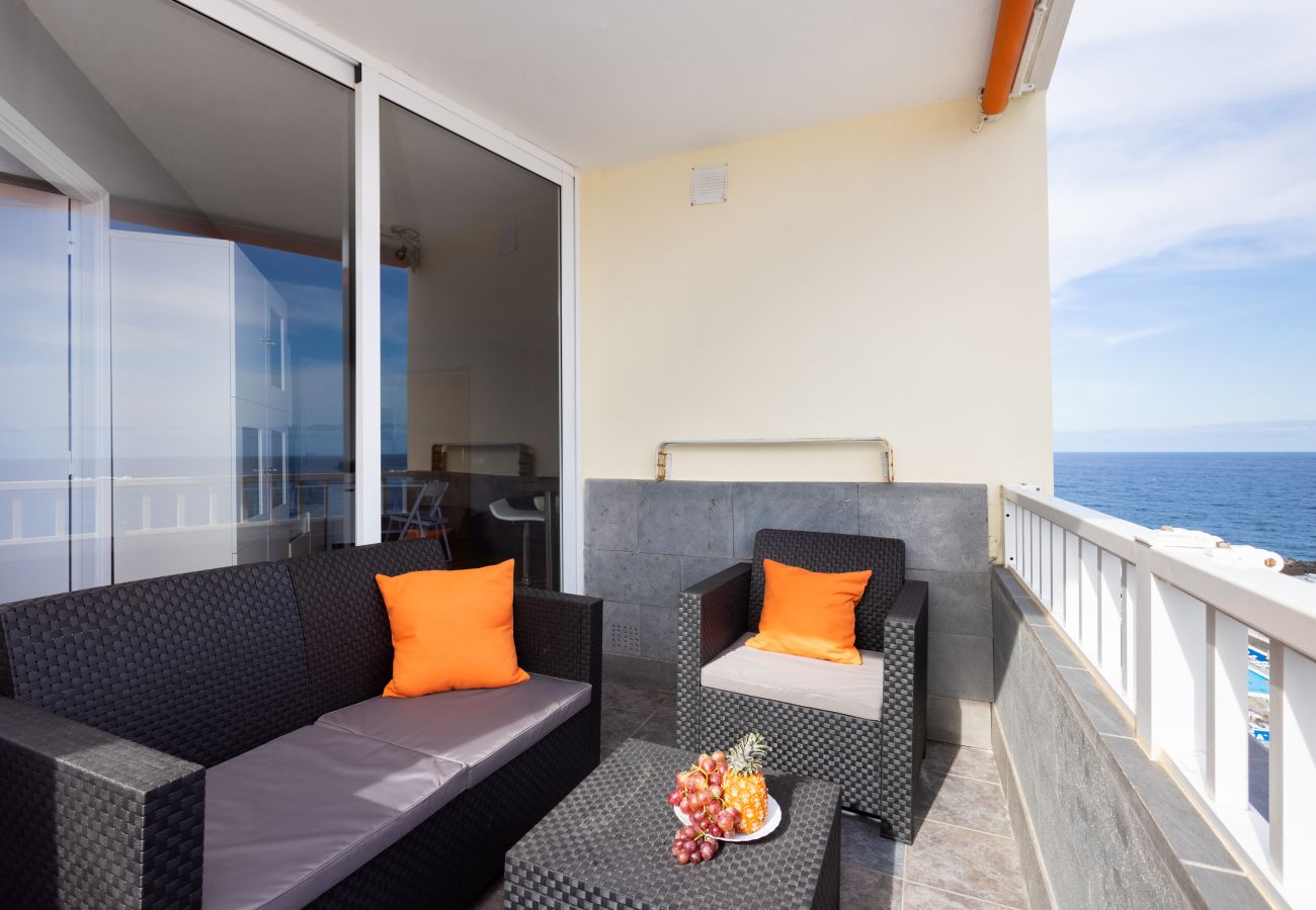 Apartamento en Candelaria - Home2Book Sea Views Caletillas
