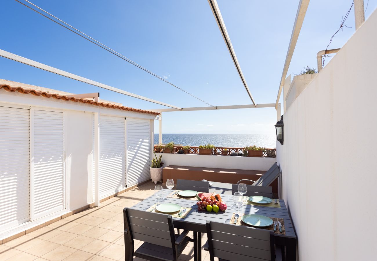 Apartamento en Candelaria - Home2Book Paradise Caletillas, Terrace & Pool