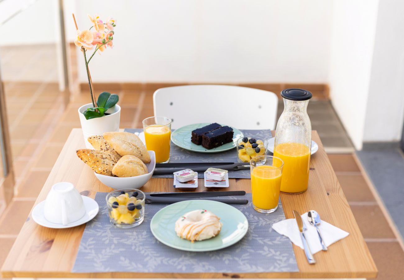 Alquiler por habitaciones en Las Palmas de Gran Canaria - Home2Book Casa Boissier Room 02. Free Breakfast