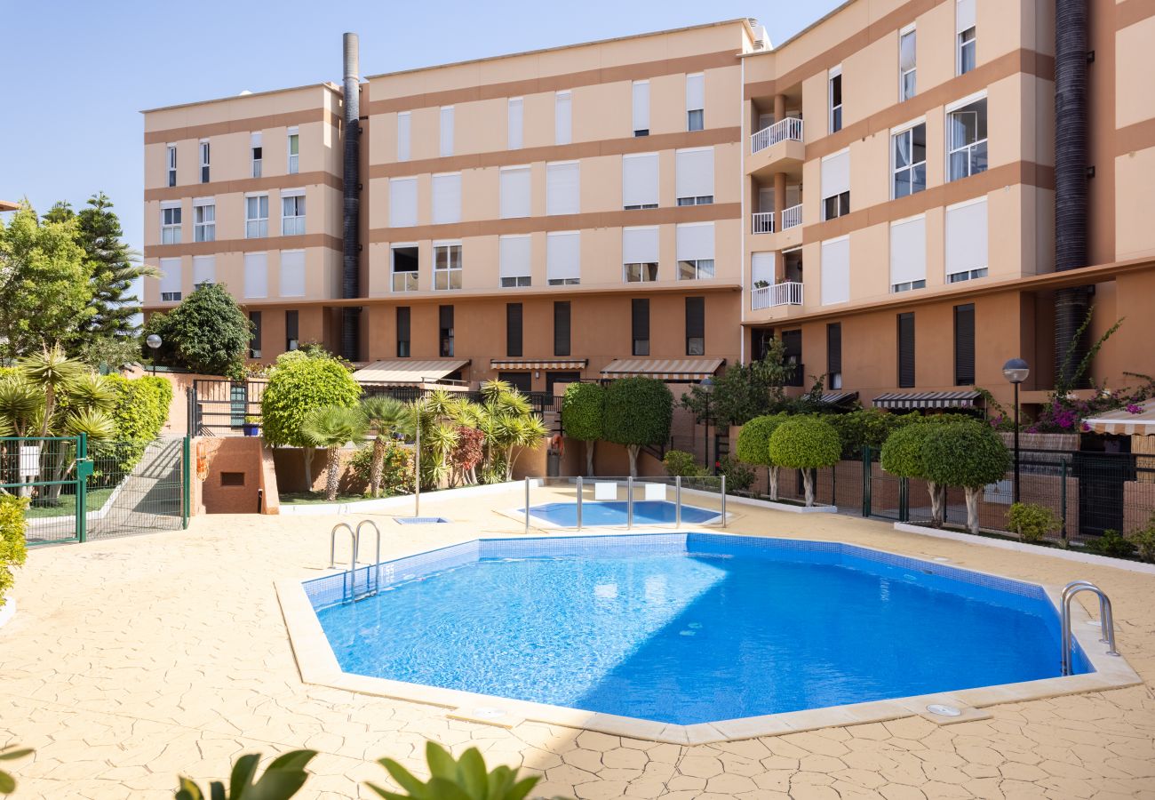 Apartamento en El Medano - Home2Book Paradise Médano, Pool & Wifi