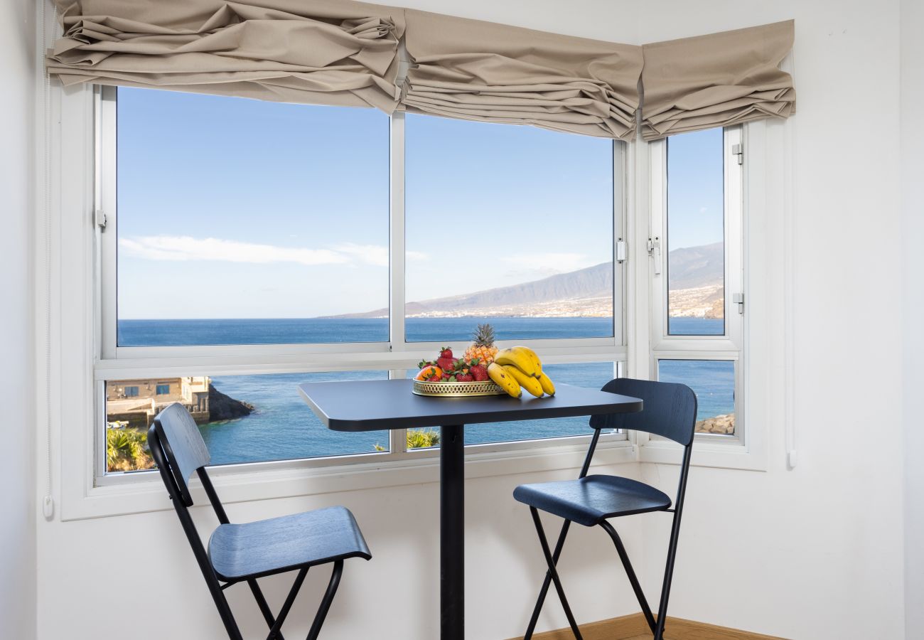 Apartamento en Radazul - Home2Book Amazing Beachfront with SeaViews Radazul