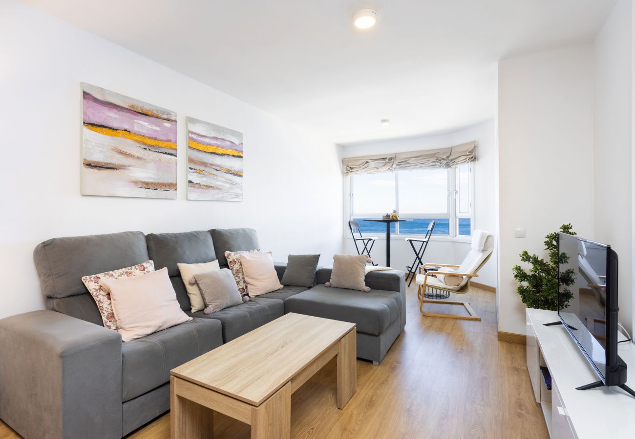 Apartamento en Radazul - Home2Book Design Beachfront with Sea Views Radazul