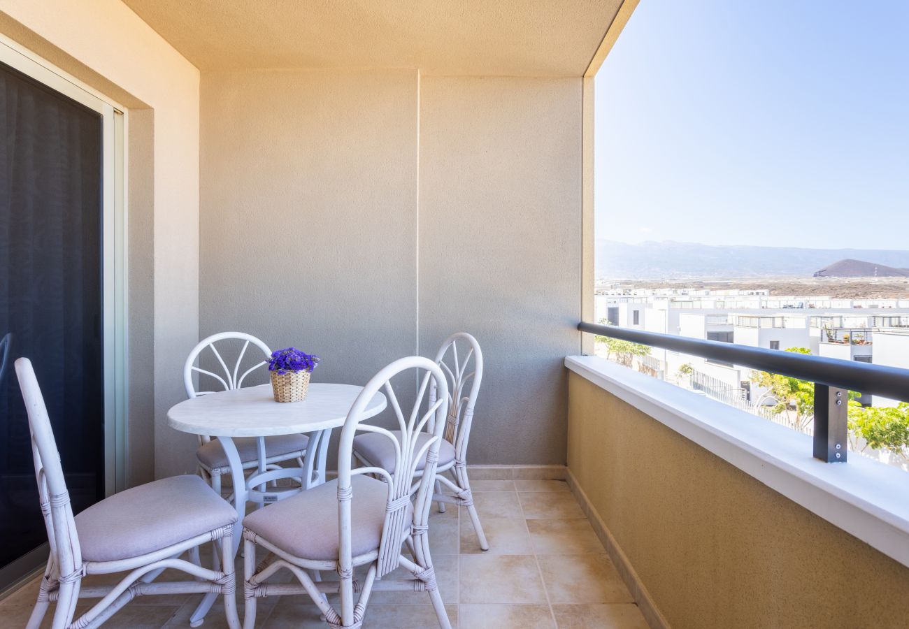 Apartamento en El Medano - Home2Book Bright Penthouse Médano, Terrace & Pool