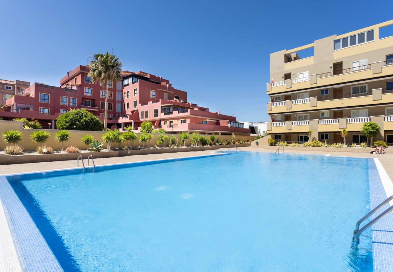 Apartamento en El Medano - Home2Book Bright Penthouse Médano, Terrace & Pool