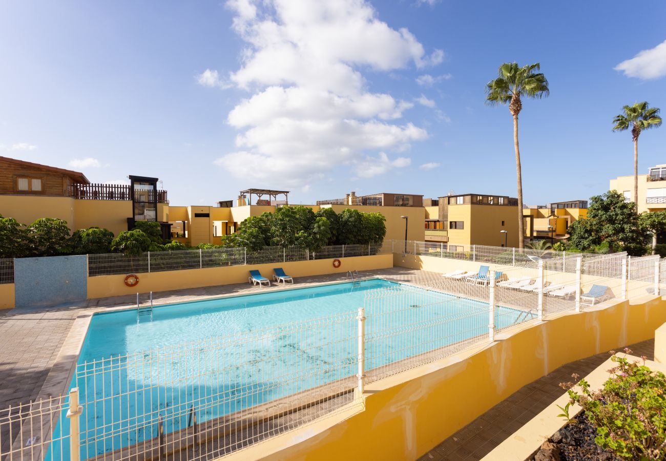 Apartamento en Arona - Home2Book Cozy Apartment Parque La Reina, Pool