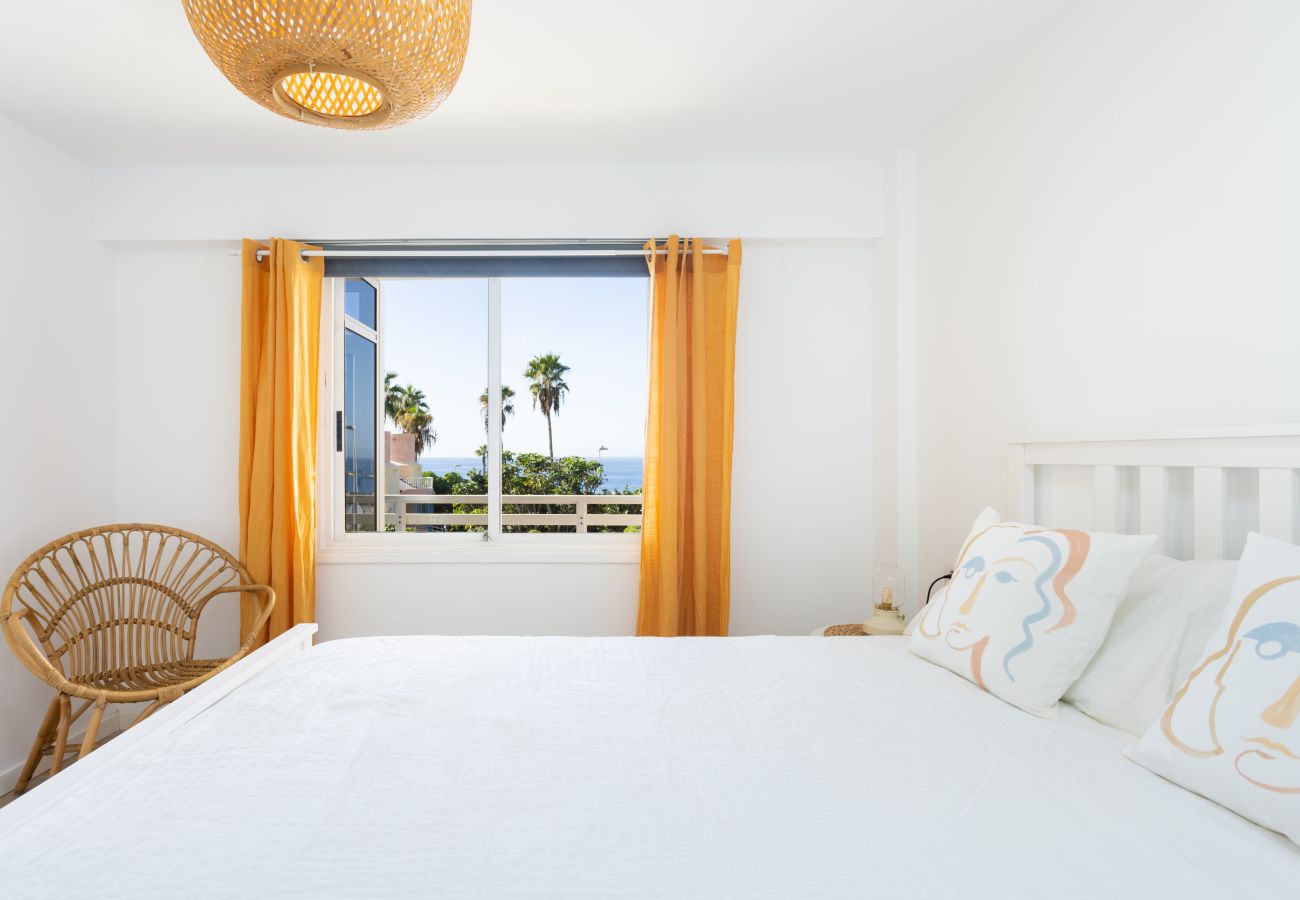 Apartamento en Los Cristianos - Home2Book Beachfront Design&Views Los Cristianos