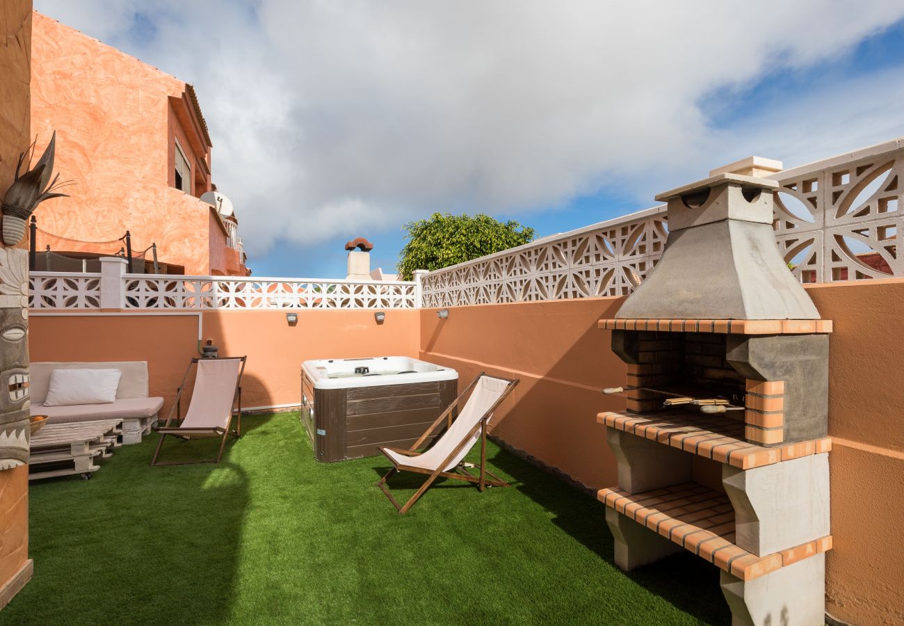 Villa en Corralejo - Home2Book Charming Casa Prima, Private Jacuzzi&BBQ
