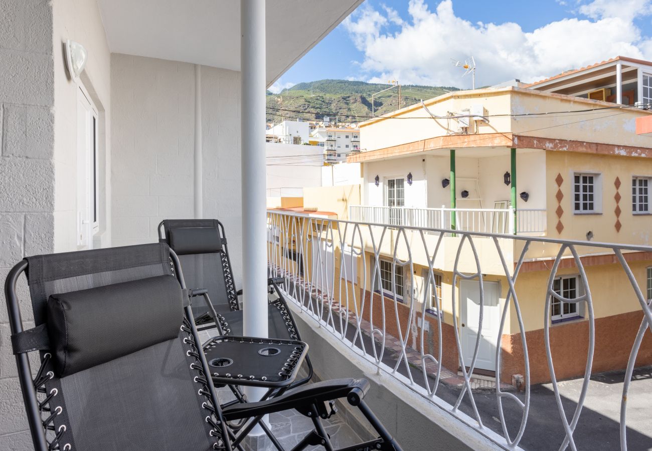 Casa adosada en Candelaria - Home2Book Sea View Terrace Angy's Home