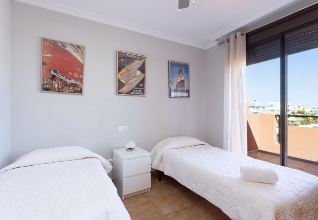 Apartamento en Granadilla de Abona - Home2Book Ático Sotavento La Tejita
