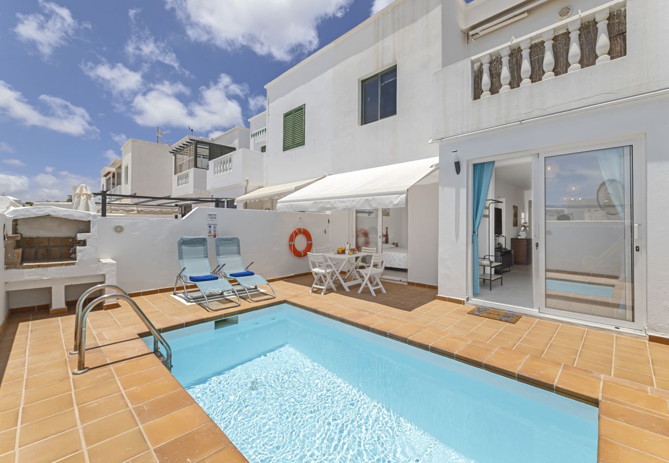 Apartamento en Puerto del Carmen - Home2Book Charming Private Pool Puerto del Carmen
