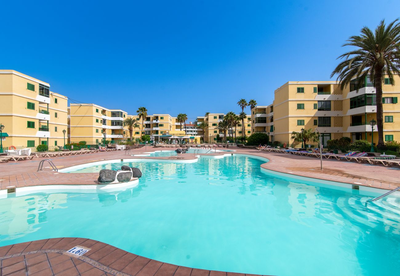 Apartamento en Playa del Ingles - Home2Book Colourful Apt Playa del Inglés, Pool
