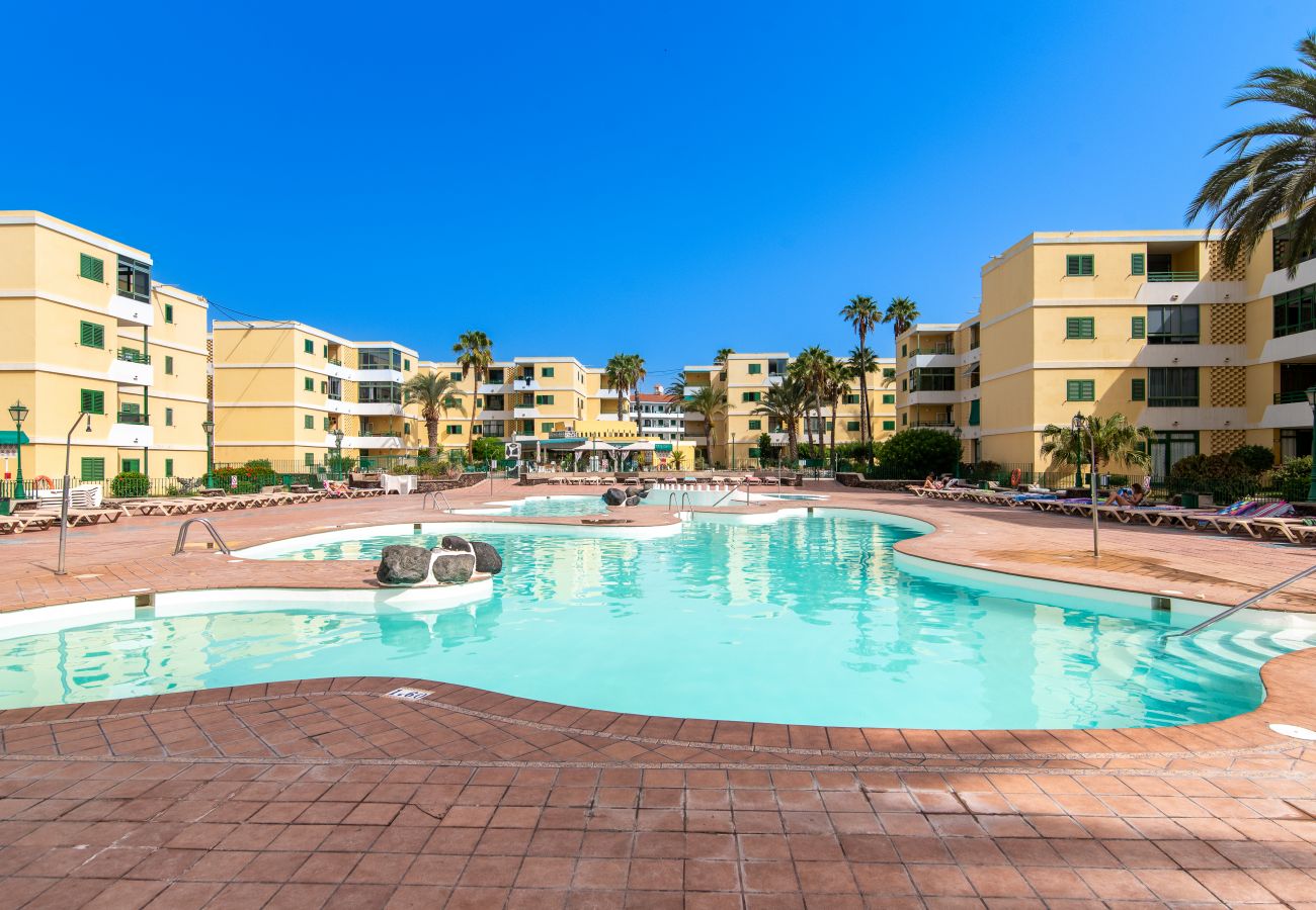 Apartamento en Playa del Ingles - Home2Book Colourful Apt Playa del Inglés, Pool