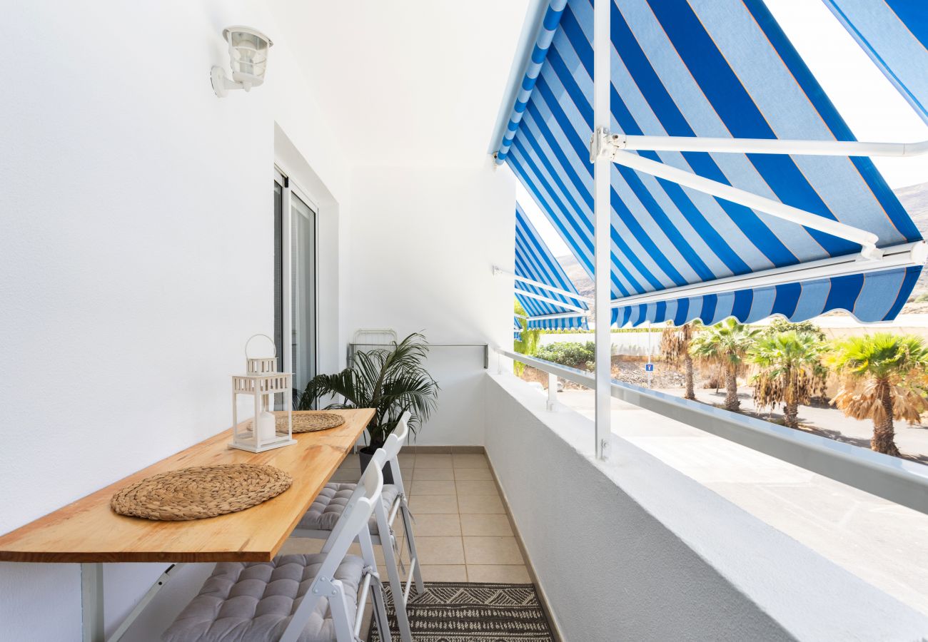 Apartamento en Güimar - Home2Book Cozy Apt Near The Seaside, Pool&Terrace