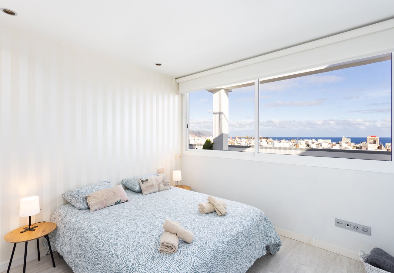 Apartamento en Santa Cruz de Tenerife - Home2Book Spectacular Attic With Sea & Anaga Views