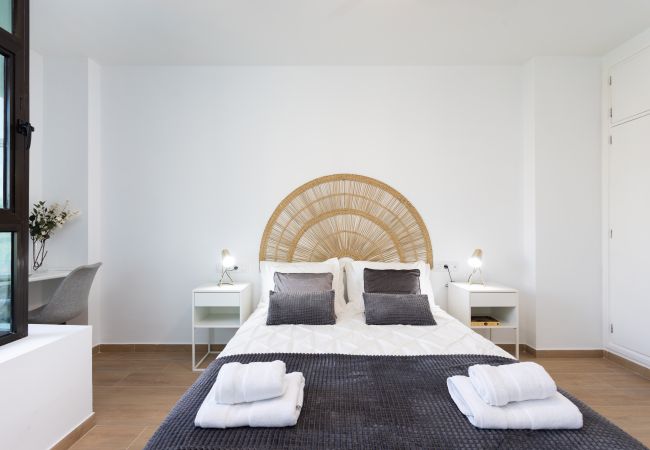 Apartamento en Santa Cruz de Tenerife - Home2Book Stylish & Luminous Apt Santa Cruz Center