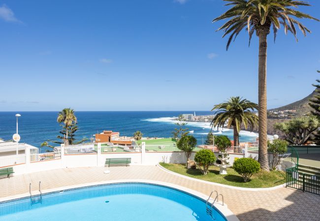 Apartamento en Bajamar - Home2Book Bright Sea Views, Apartment & Pool