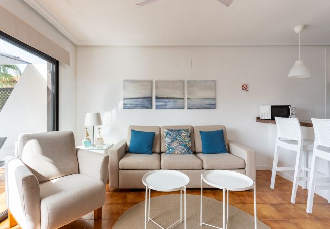 Apartamento en Arona - Home2Book Design Apt Pool & Terrace Amarilla Golf