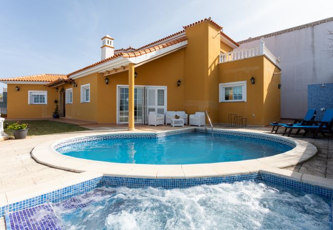 Villa/Dettached house in Tacoronte - Home2Book Luxury El Helecho del Teide, Private Pool