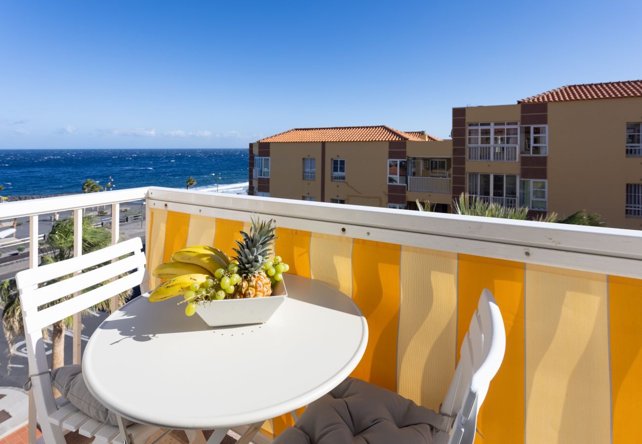 Apartment in Candelaria - Home2Book Las Caletillas Avenue & Beach
