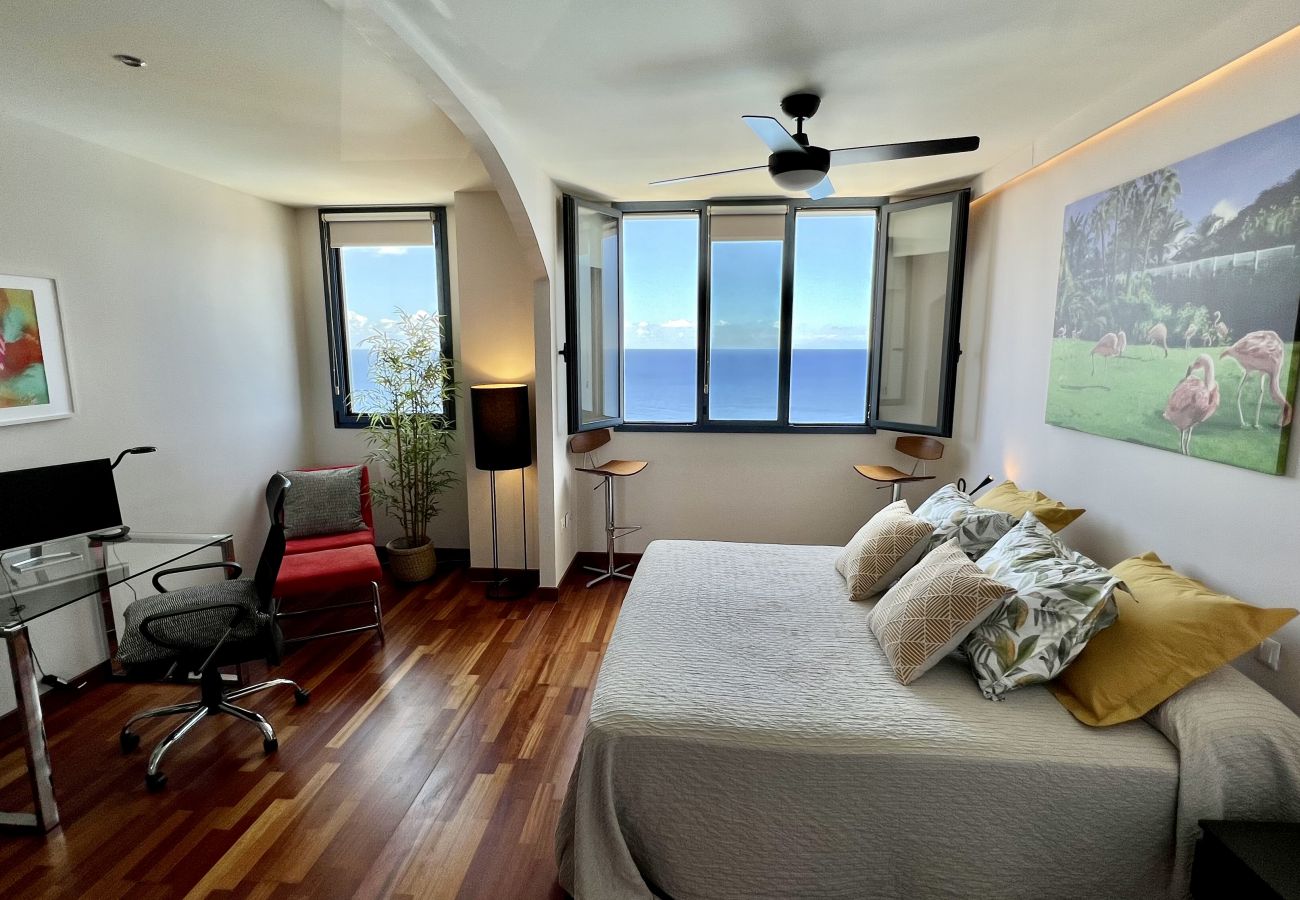 Apartment in Santa Cruz de Tenerife - Home2Book El Encanto De la Torre I