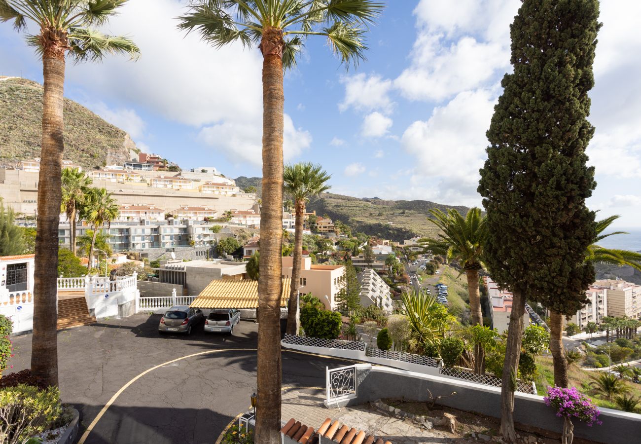 Chalet in Santa Cruz de Tenerife - Home2Book Design Villa in Exclusive Santa Cruz