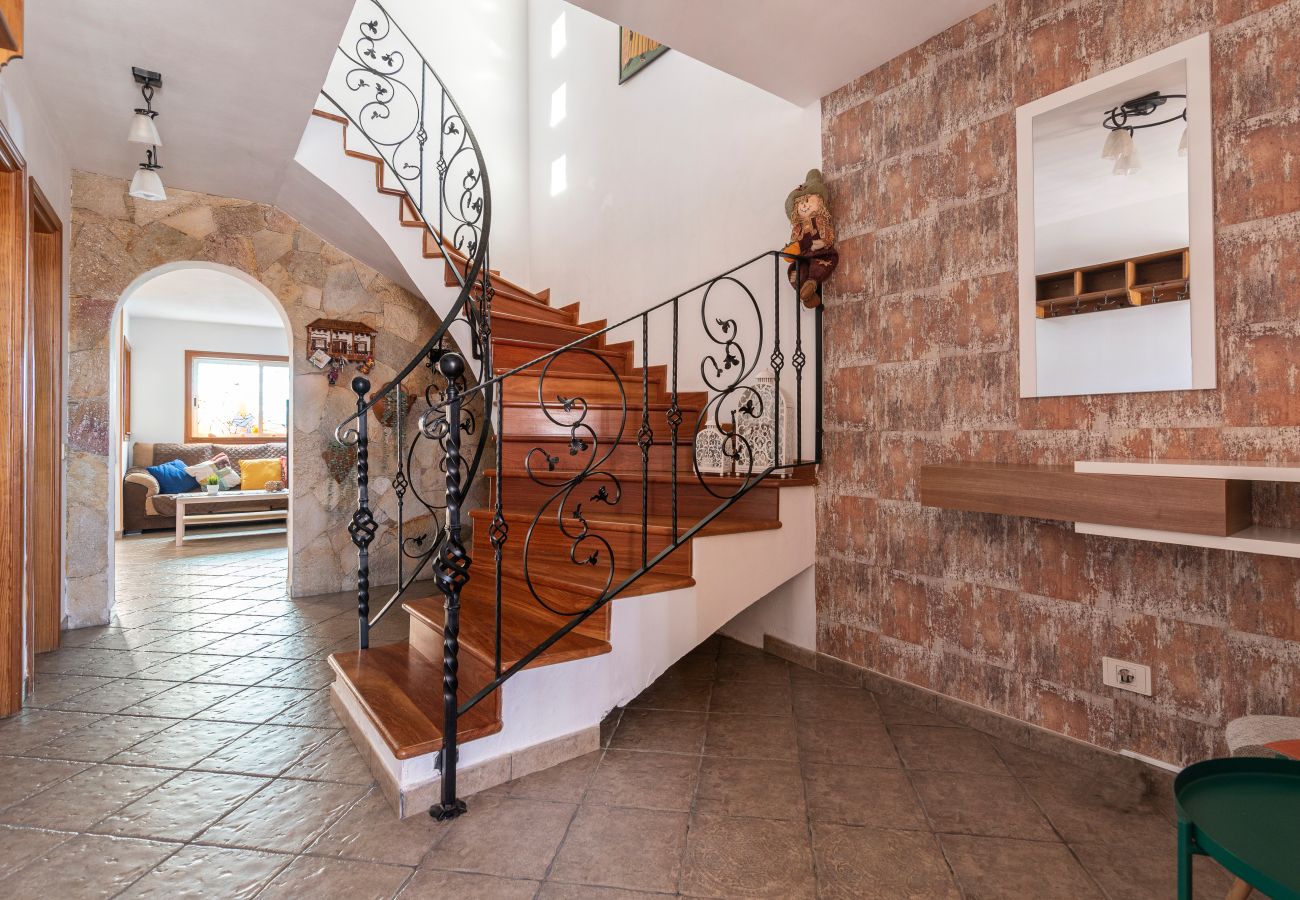 Townhouse in Vecindario - Home2Book Cozy Moonlight House Gran Canaria