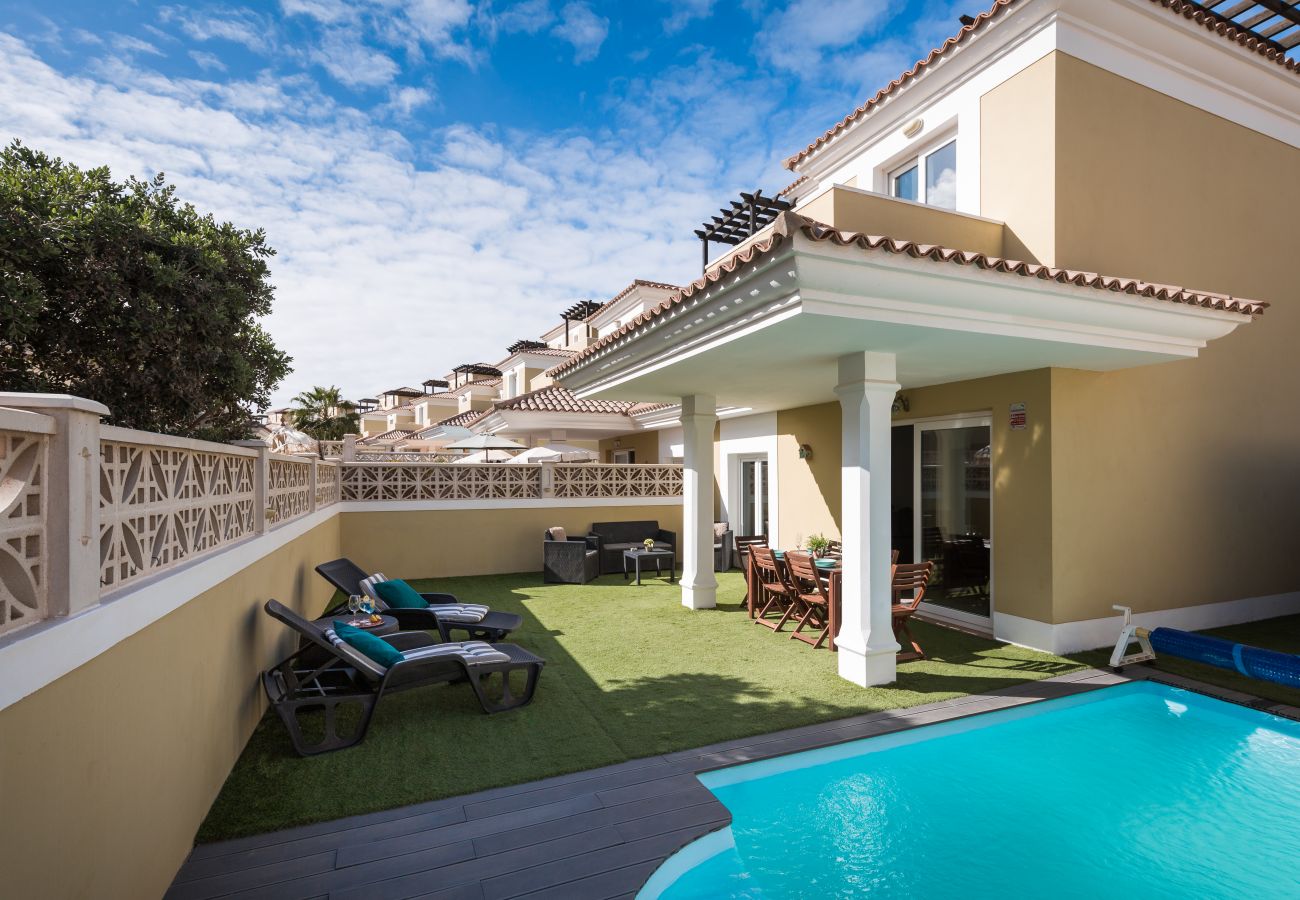 Villa in Corralejo - Home2Book Villa Fiona Private Pool & Wifi