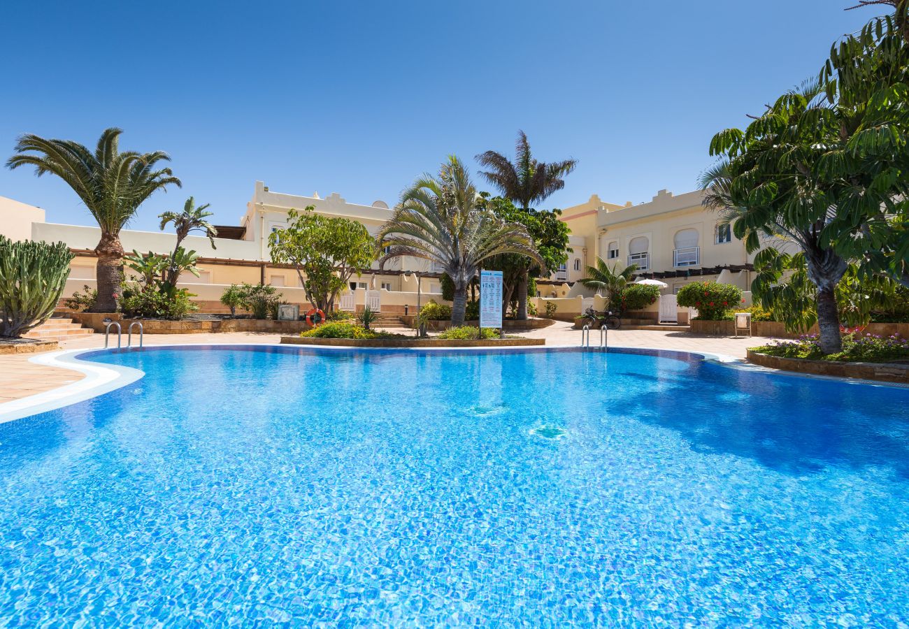 Townhouse in Corralejo - Home2Book Stunning Sultan Casa Estrella, Wifi&Pool
