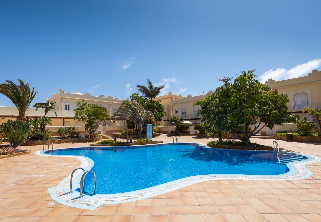 Townhouse in Corralejo - Home2Book Stunning Sultan Casa Estrella, Wifi&Pool