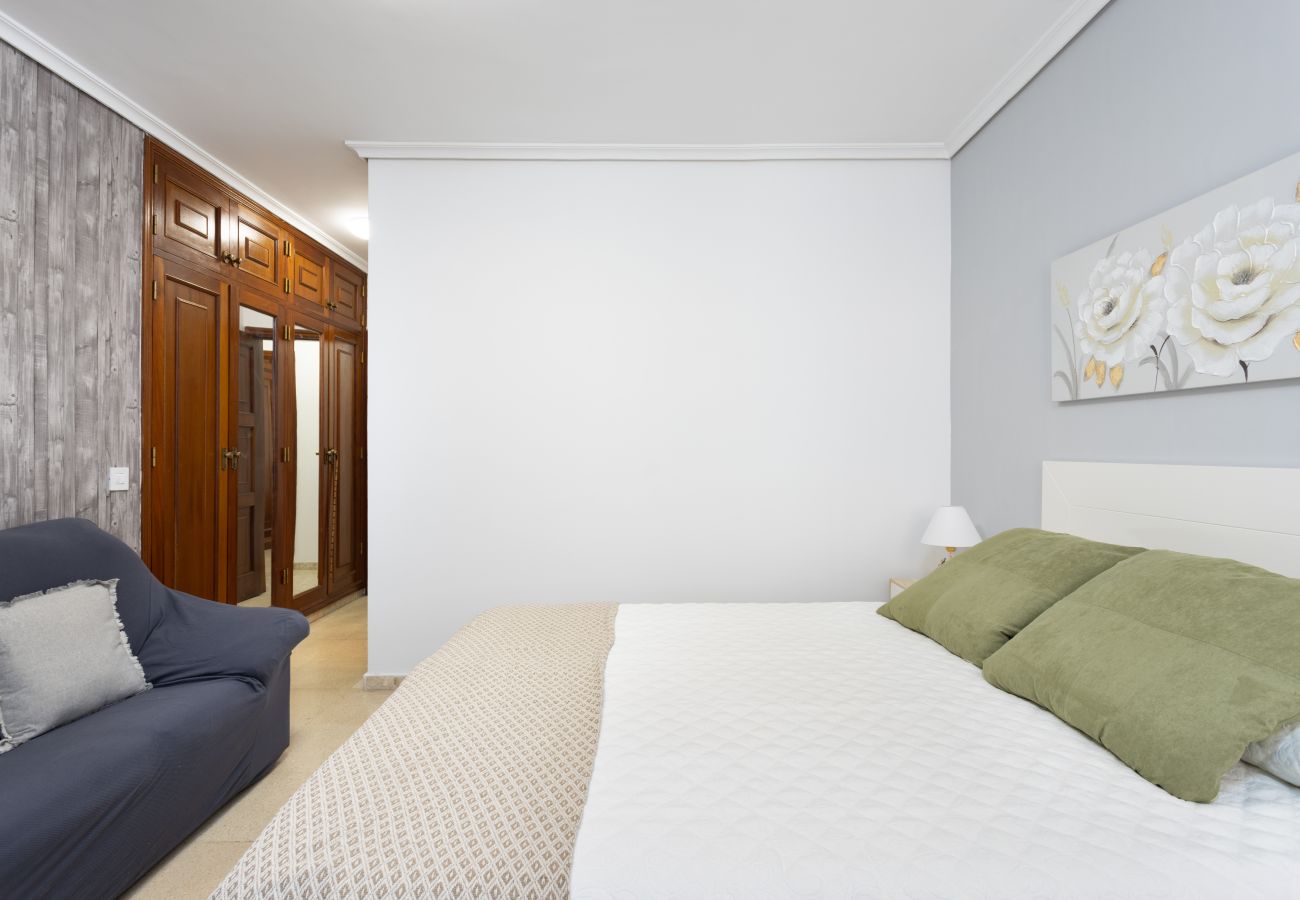 Apartment in Santa Cruz de Tenerife - Home2Book Stylish & Roomy Santa Cruz City Center