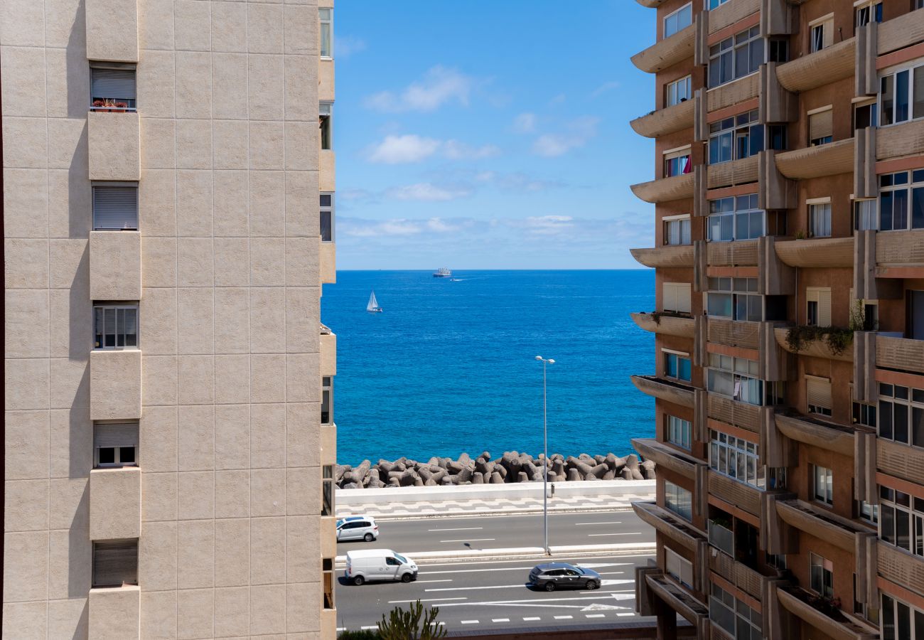 Apartment in Las Palmas de Gran Canaria - Home2Book Sea Views Design Apartment Triana Center