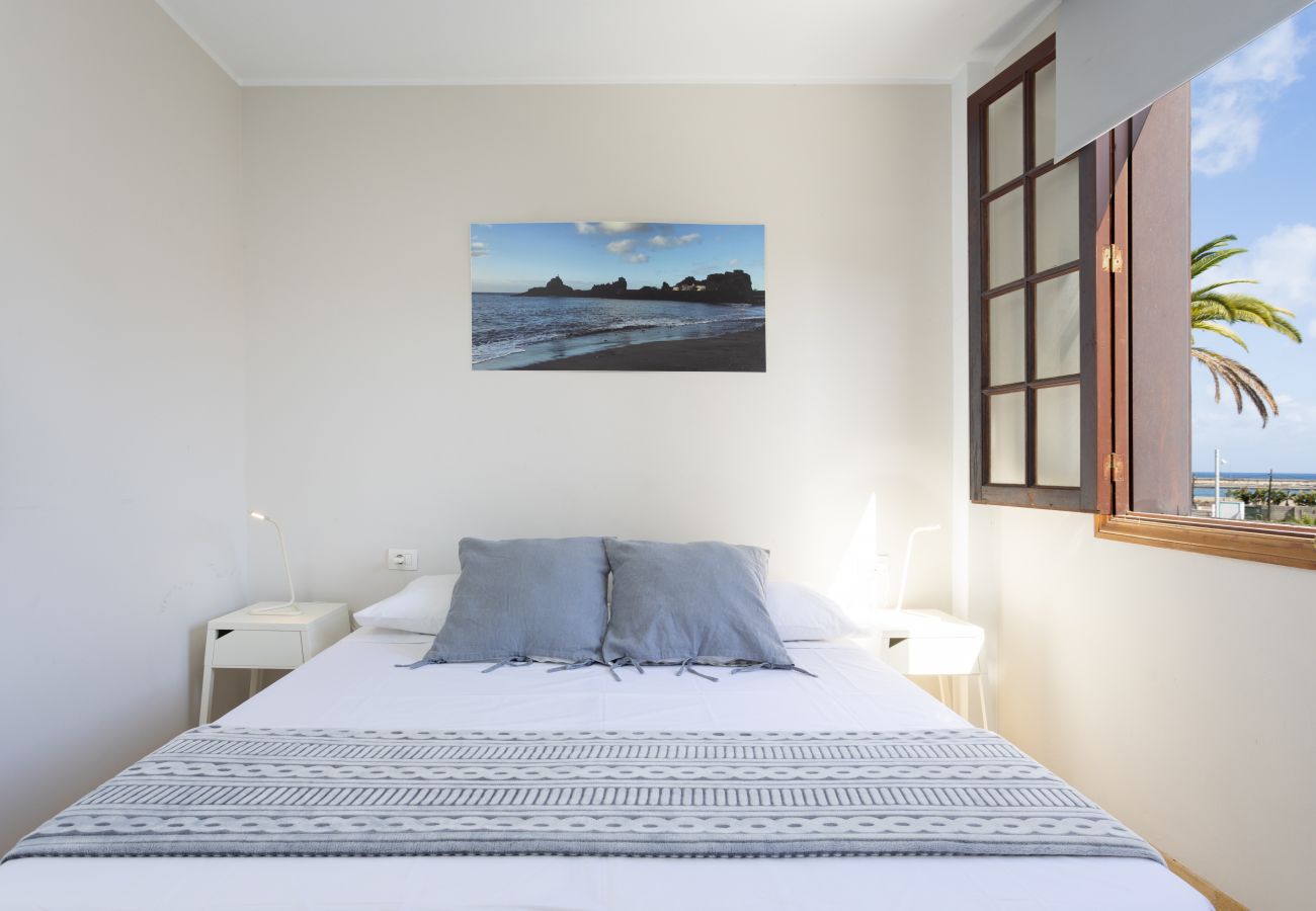 Apartment in Santa Cruz de Tenerife - Home2Book Charming Apartment Santa Cruz Skyline