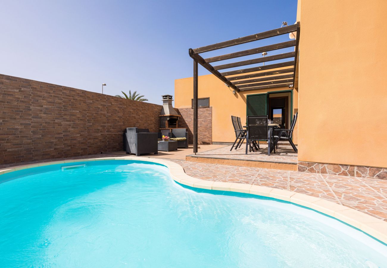 Villa in La Oliva - Home2Book Charming Villa Ely Pool & Wifi