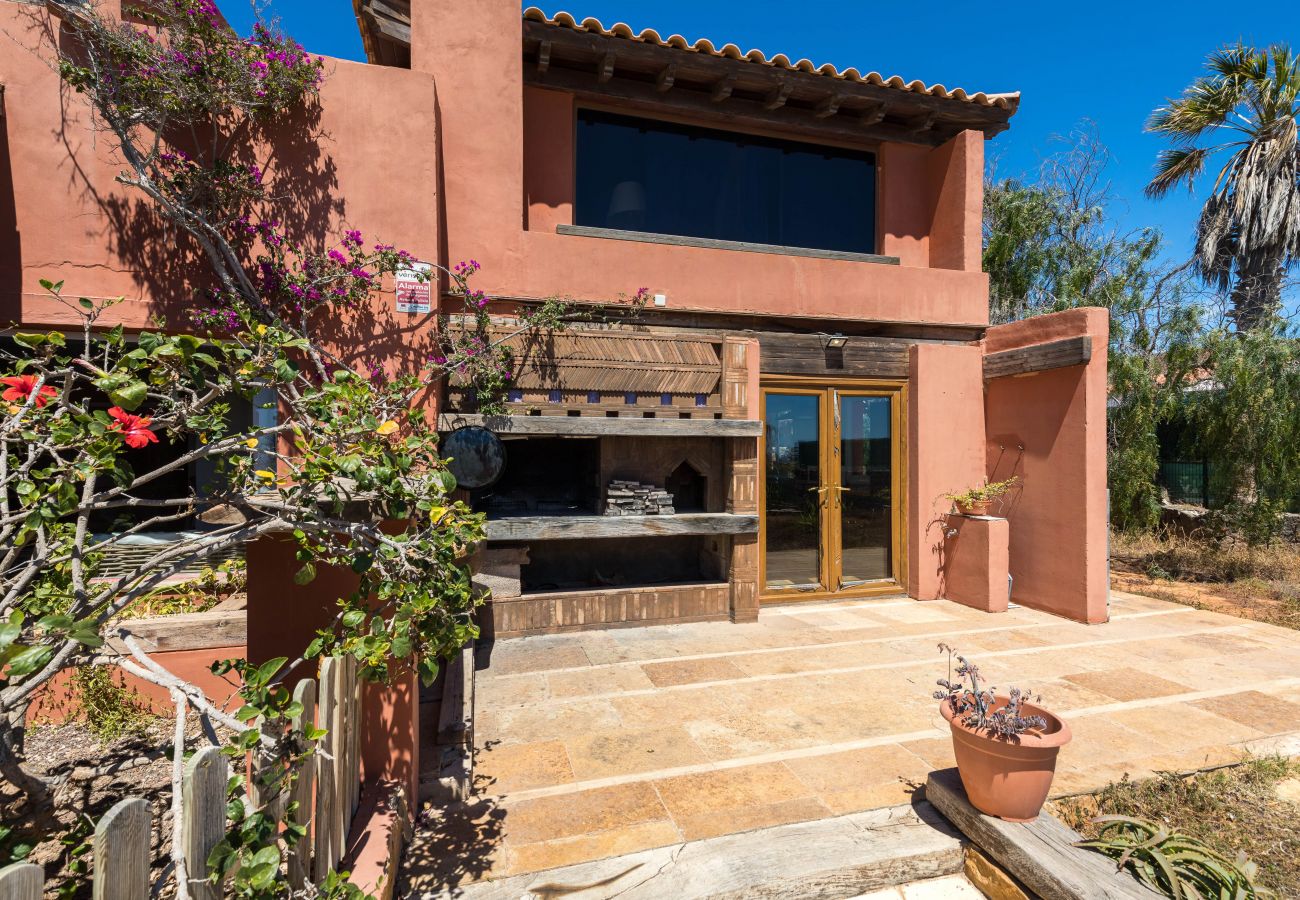 Villa in La Oliva - Home2Book Ocean Surf House Fuerteventura
