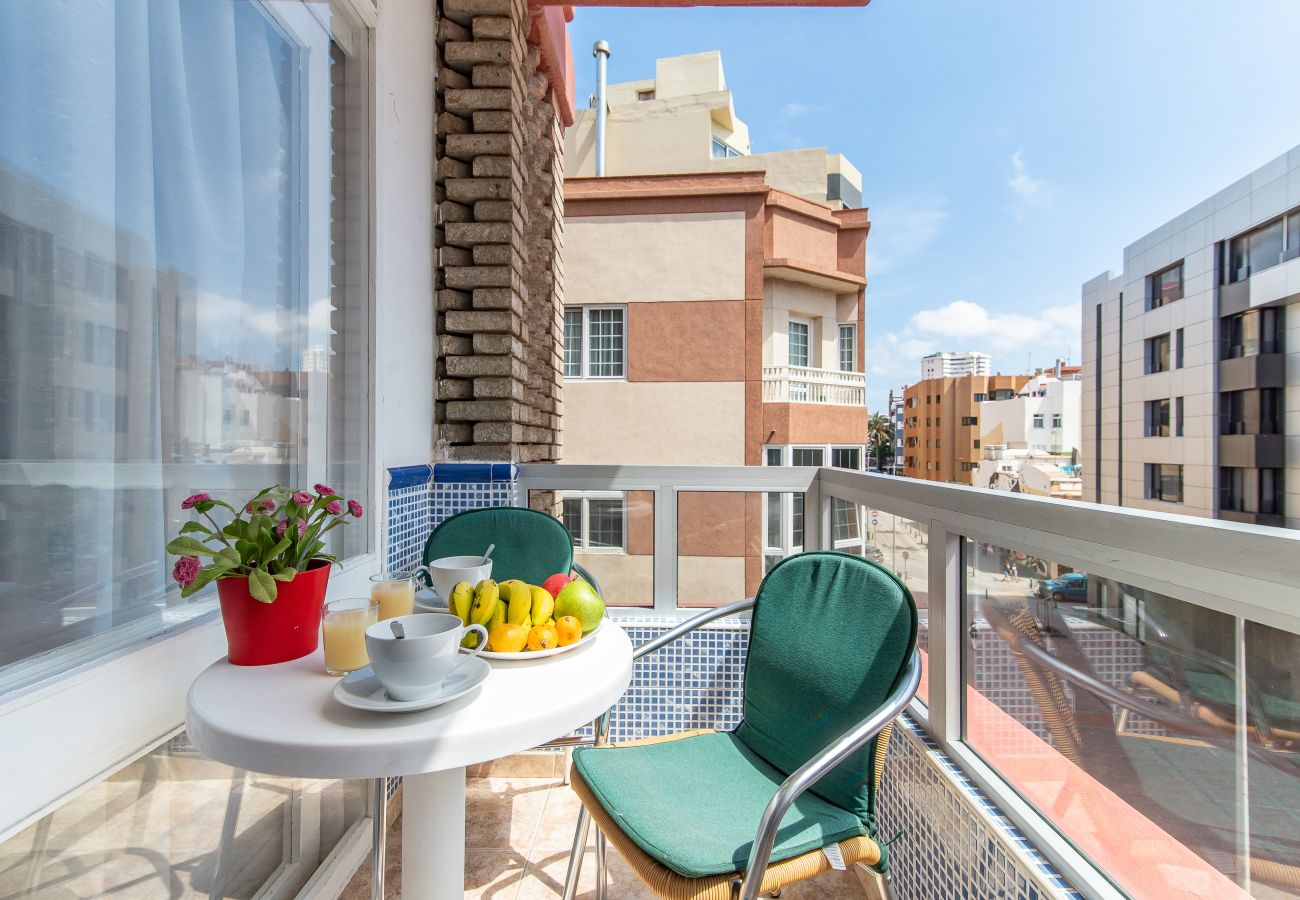 Apartment in Las Palmas de Gran Canaria - Home2Book Cozy Beachside Apt Las Canteras
