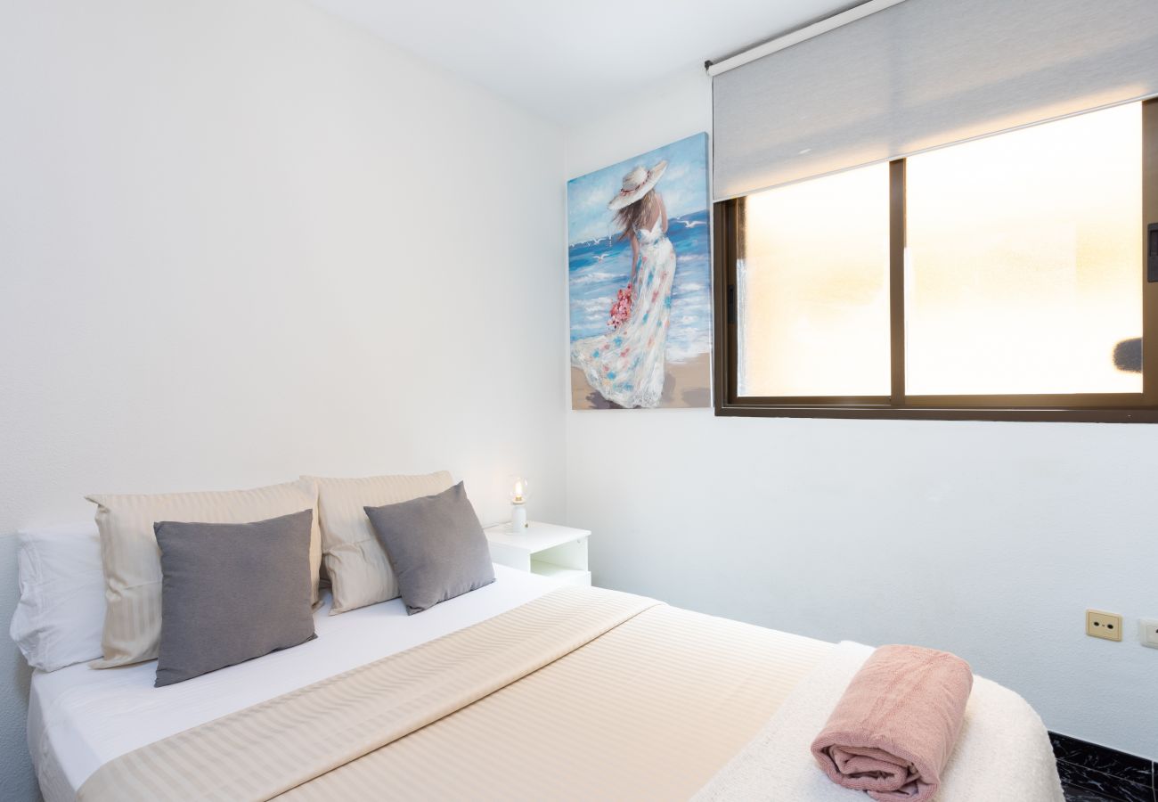 Apartment in El Medano - Home2Book Percy Apartment El Médano Beach