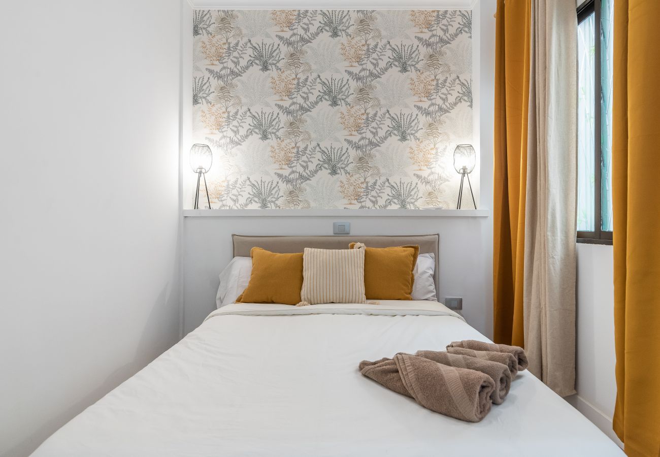 Apartment in Las Palmas de Gran Canaria - Home2Book Charming Design Apt Las Canteras Beach