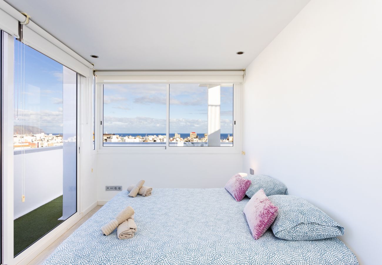 Apartment in Santa Cruz de Tenerife - Home2Book Spectacular Attic With Sea & Anaga Views