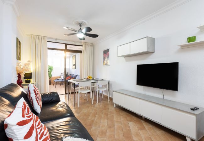 Apartment in Arona - Home2Book Cozy Flat Las Americas Beach, Pool