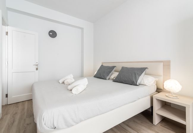 Apartment in Las Palmas de Gran Canaria - Home2Book Charming Apartment La Naval 2 La Isleta