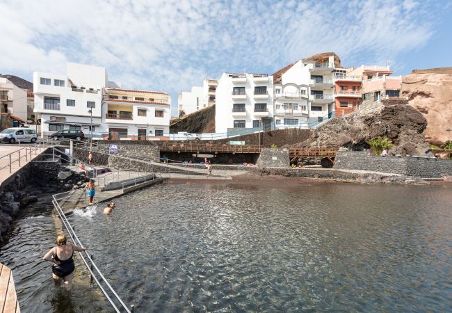 Apartment in El Pinar - Home2Book Charming Apartment & Diving La Restinga